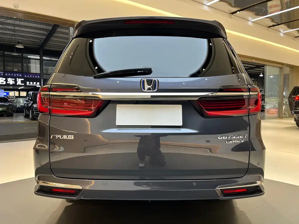 Honda Honda Odyssey 2022 2.0L e:HEV Elite Version 2022 - thumbnail 5