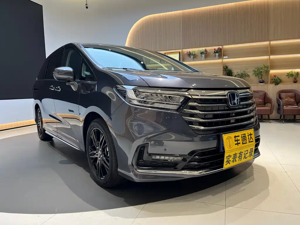 Honda Honda Odyssey 2022 2.0L e:HEV Elite Version 2022 - thumbnail 7