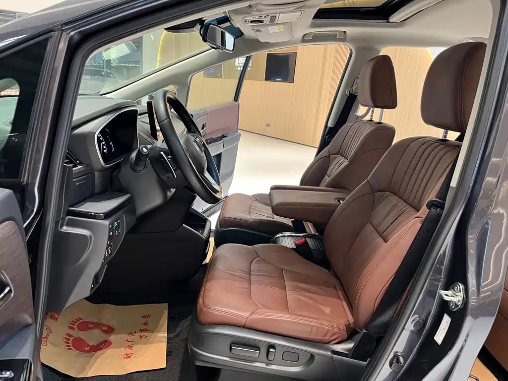 Honda Honda Odyssey 2022 2.0L e:HEV Elite Version 2022 - thumbnail 10