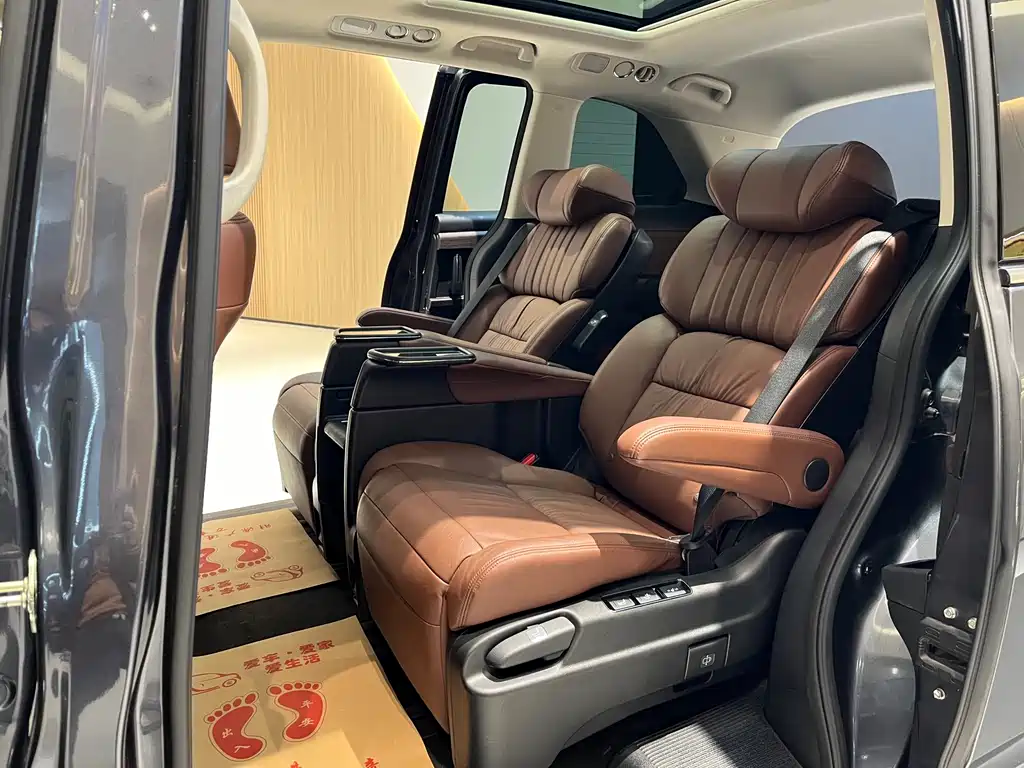 Honda Honda Odyssey 2022 2.0L e:HEV Elite Version 2022 - thumbnail 14