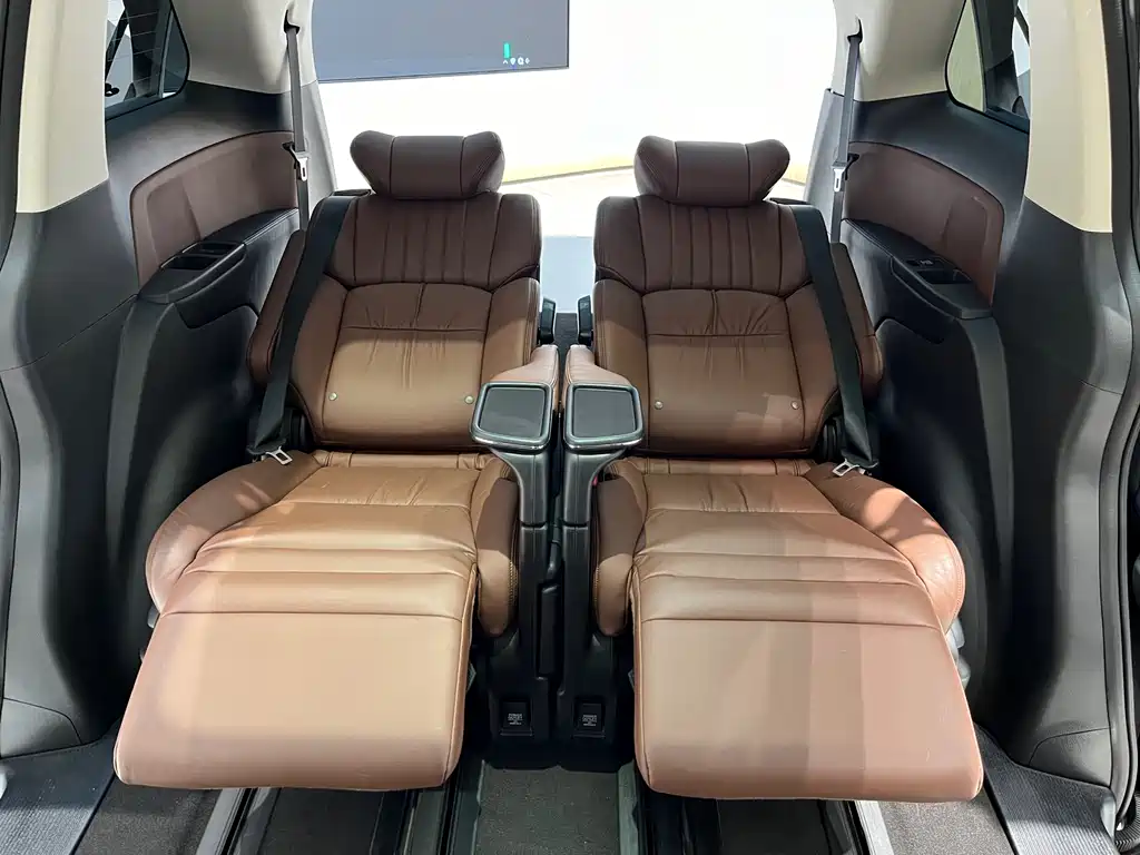 Honda Honda Odyssey 2022 2.0L e:HEV Elite Version 2022 - thumbnail 15