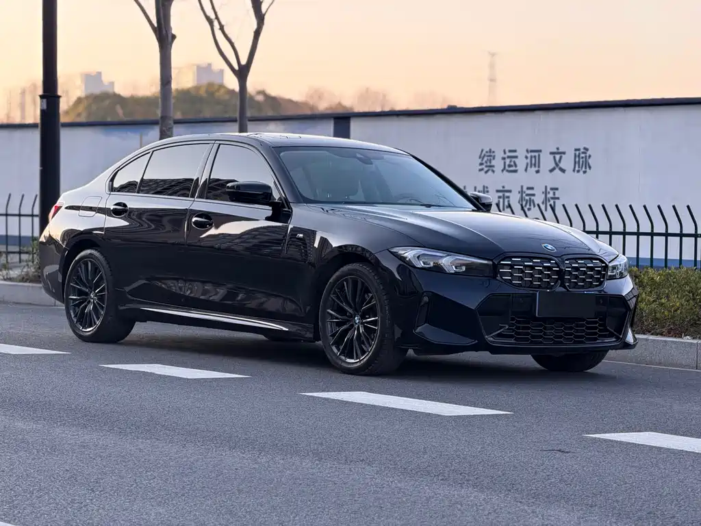 BMW BMW 3 Series 2023 325Li M Sport Shadow Night Package 2023 - thumbnail 3