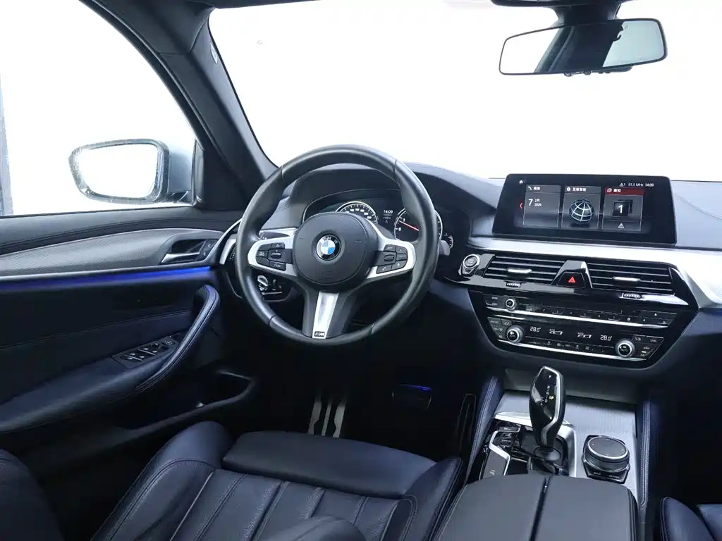 BMW BMW 5 Series Import 2018 525i M Sport Package 2018 - thumbnail 14