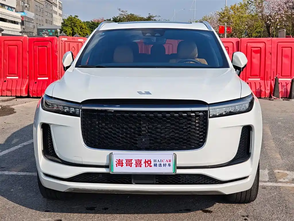 Li Auto Li ONE 2020 Extended-Range 7-Seat Version 2020 - thumbnail 2