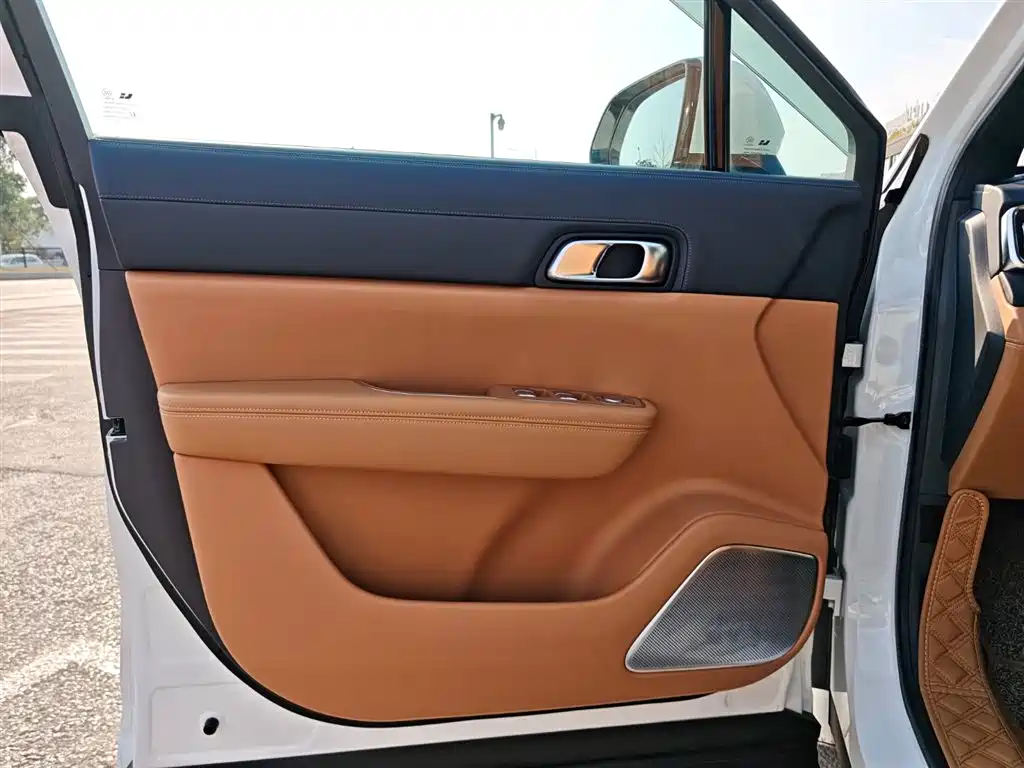 Li Auto Li ONE 2020 Extended-Range 7-Seat Version 2020 - thumbnail 23