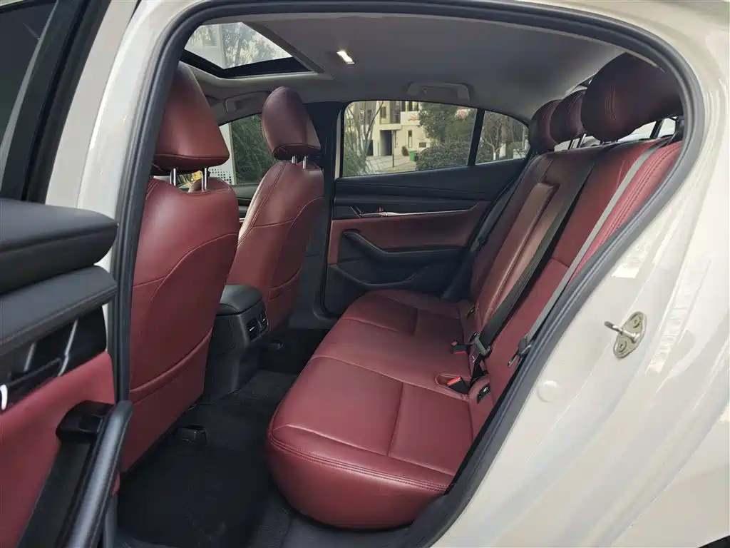 Mazda Mazda 3 Axela 2021 2.0L Automatic Elegant Edition 2021 - thumbnail 6