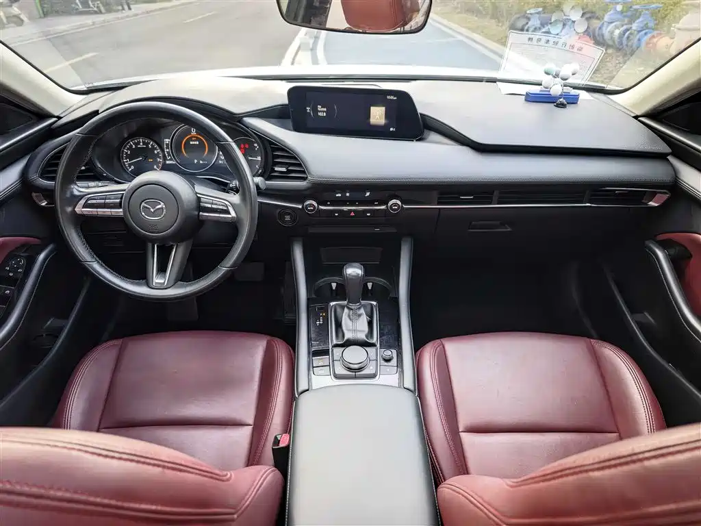 Mazda Mazda 3 Axela 2021 2.0L Automatic Elegant Edition 2021 - thumbnail 7