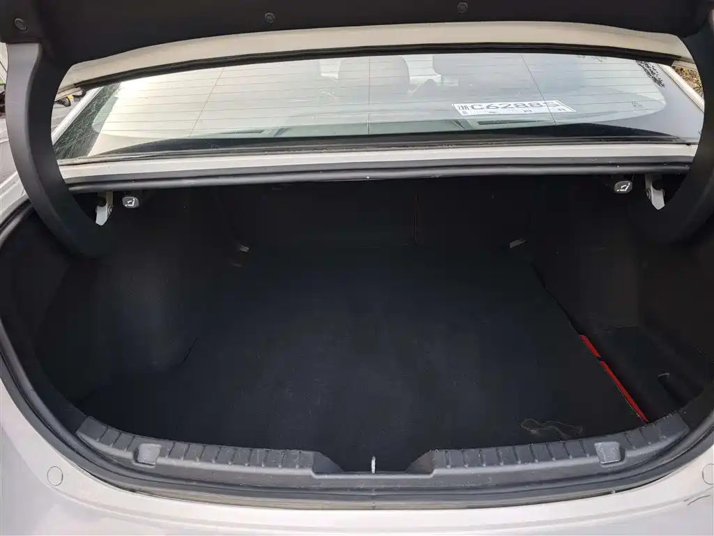Mazda Mazda 3 Axela 2021 2.0L Automatic Elegant Edition 2021 - thumbnail 16