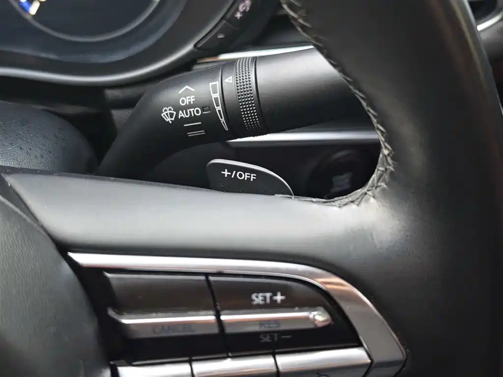 Mazda Mazda 3 Axela 2021 2.0L Automatic Elegant Edition 2021 - thumbnail 22