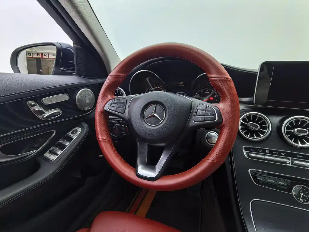 Mercedes-Benz Mercedes-Benz C-Class 2017 Model Year Facelift C 200 L Sport Edition 2018 - thumbnail 11