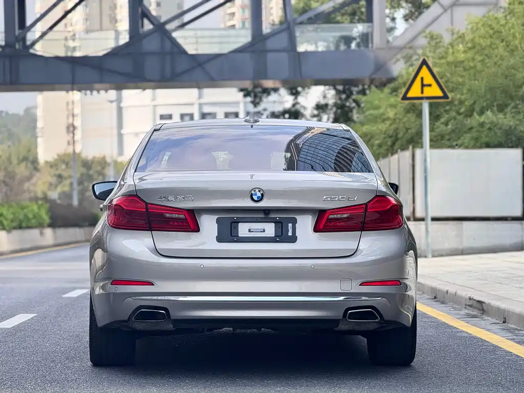 BMW BMW 5 Series 2018 Facelift 530Li M Sport Package 2018 - thumbnail 6