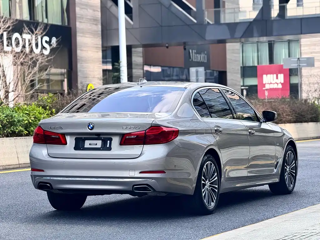 BMW BMW 5 Series 2018 Facelift 530Li M Sport Package 2018 - thumbnail 7