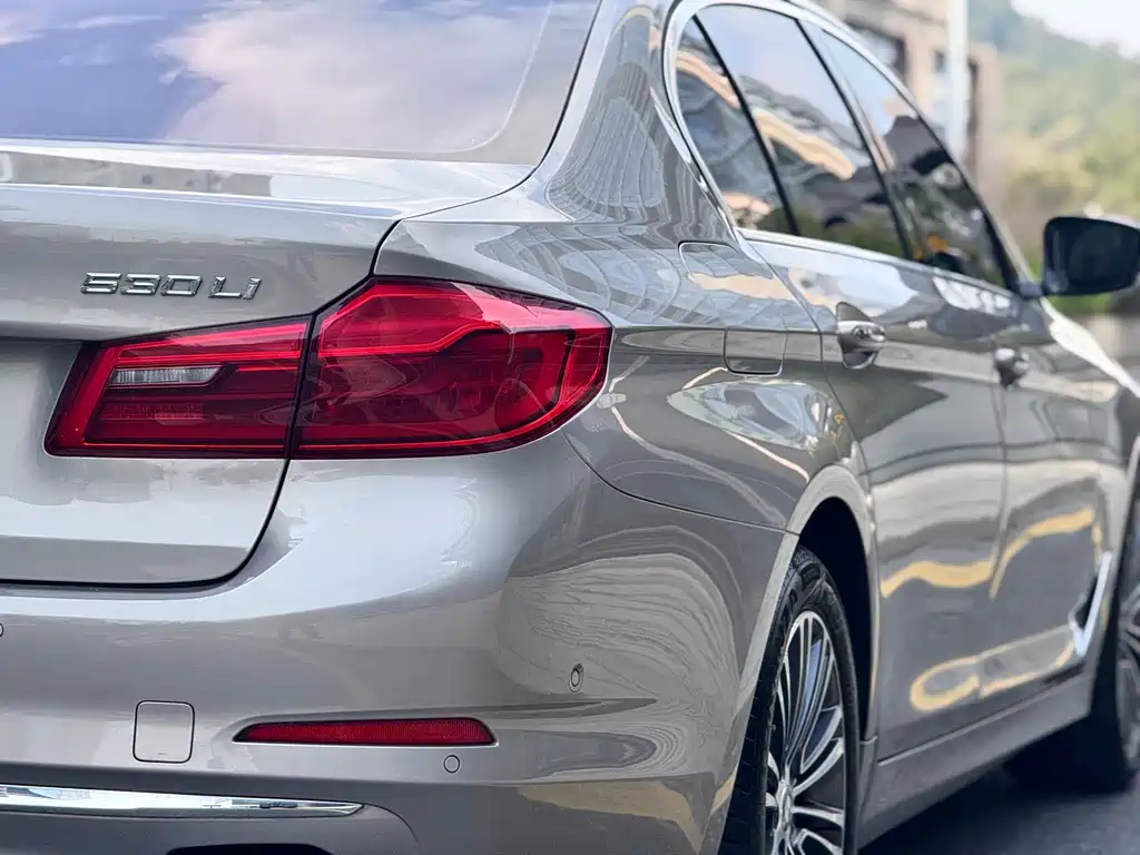 BMW BMW 5 Series 2018 Facelift 530Li M Sport Package 2018 - thumbnail 26
