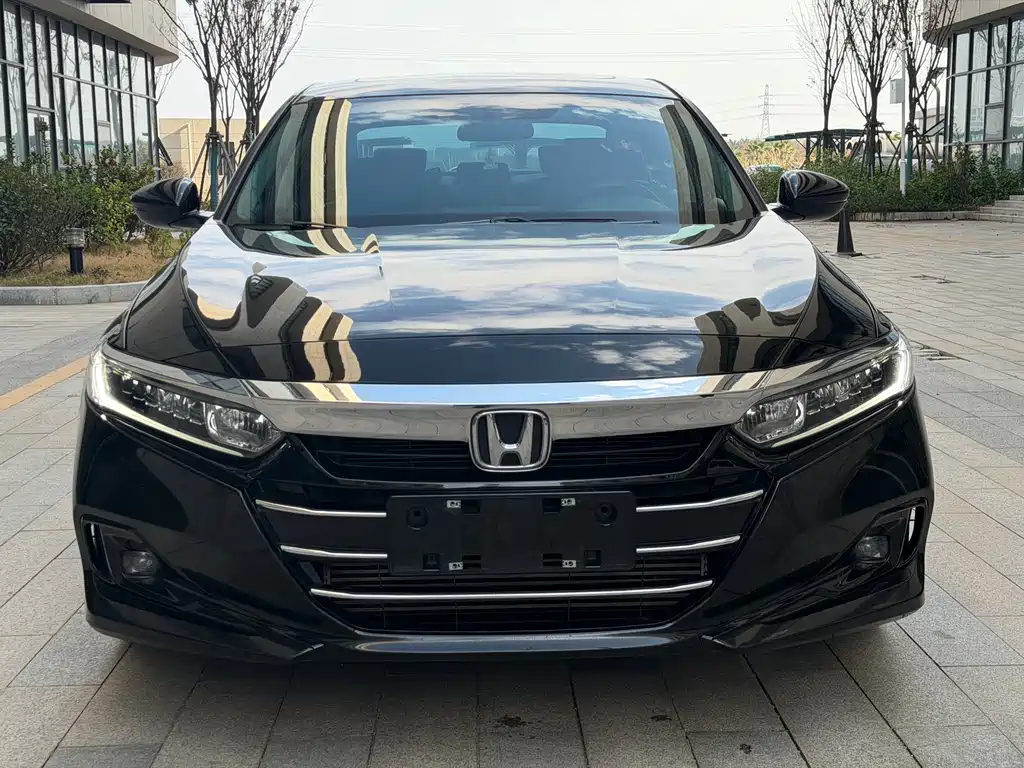 Honda Honda Accord 2022 260TURBO Luxury Edition 2021 - thumbnail 2