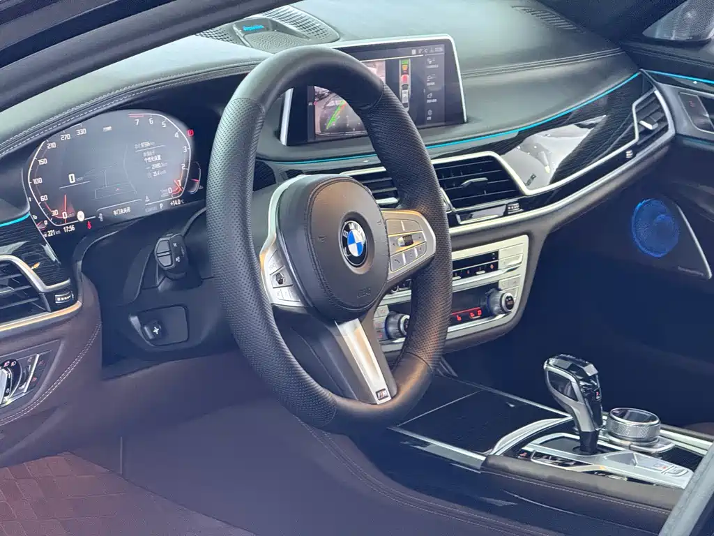 BMW BMW 7 Series 2019 Model Year Facelift 740Li Leading M Sport Package 2020 - thumbnail 5