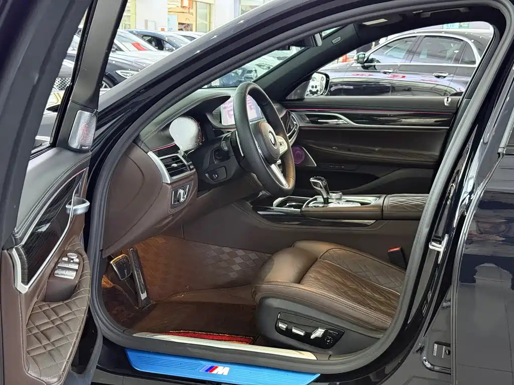 BMW BMW 7 Series 2019 Model Year Facelift 740Li Leading M Sport Package 2020 - thumbnail 7