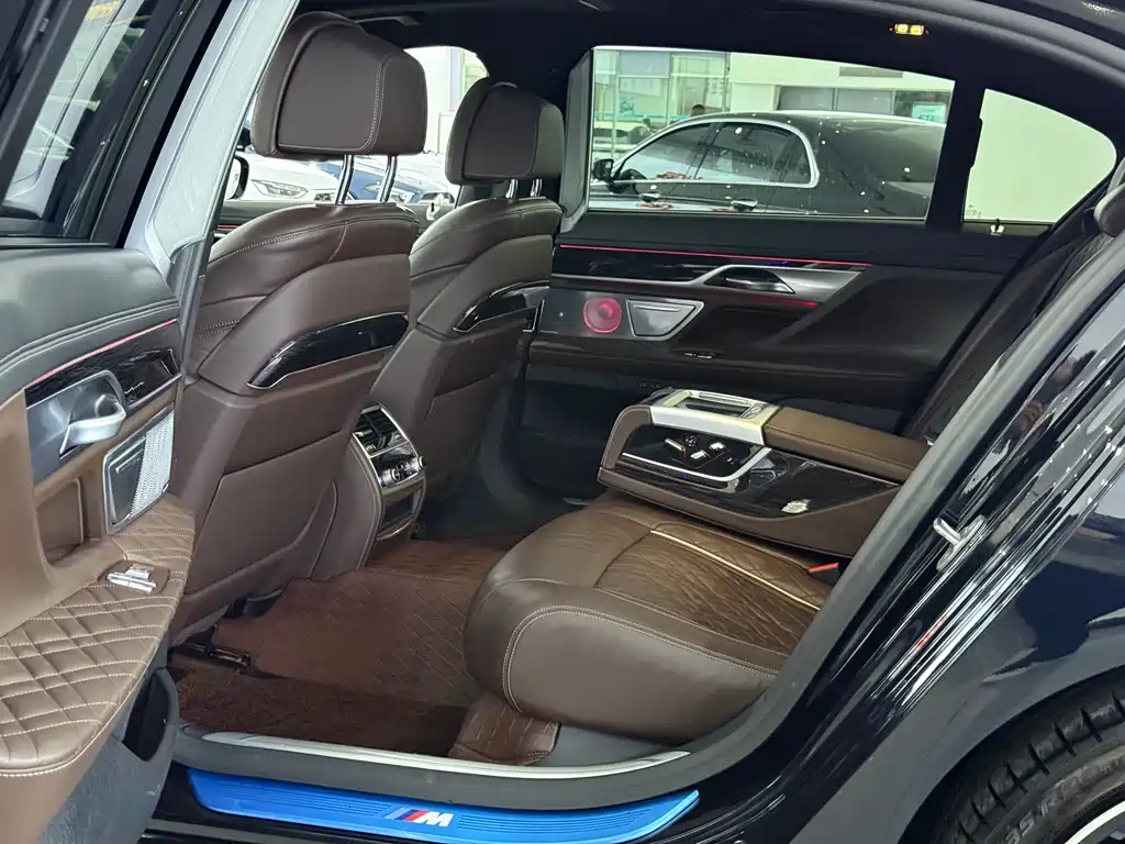 BMW BMW 7 Series 2019 Model Year Facelift 740Li Leading M Sport Package 2020 - thumbnail 8