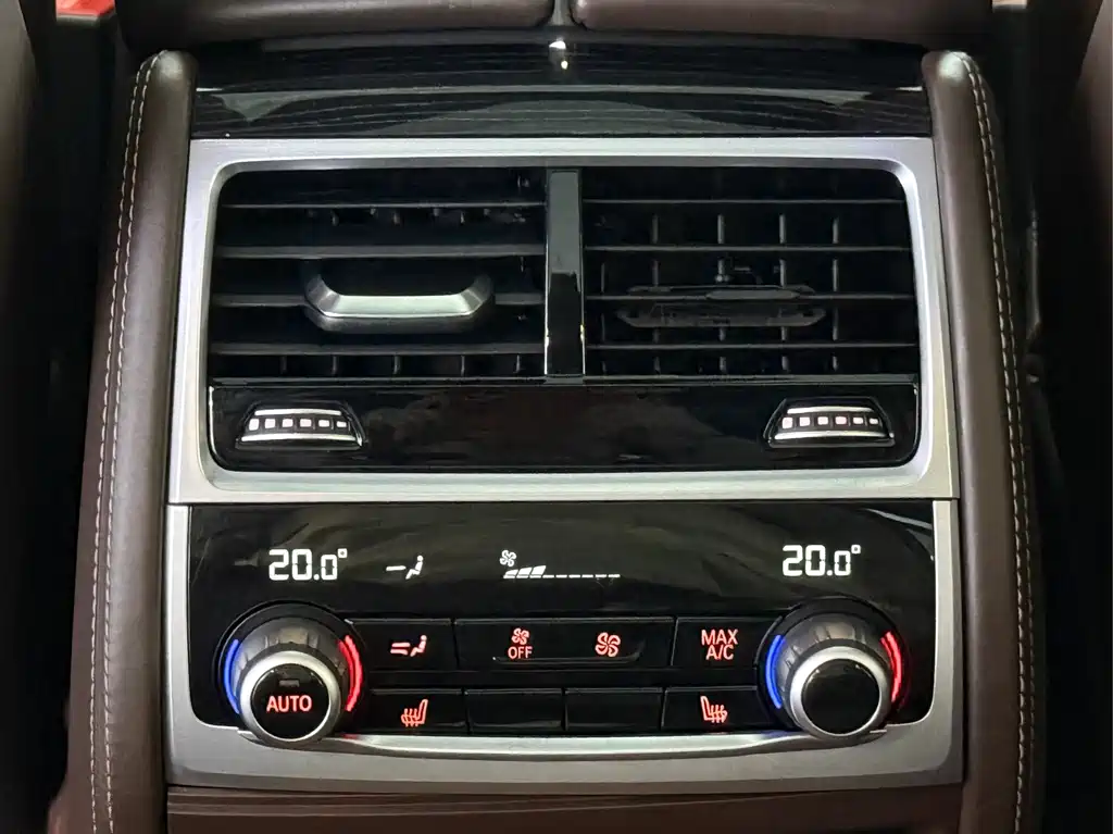 BMW BMW 7 Series 2019 Model Year Facelift 740Li Leading M Sport Package 2020 - thumbnail 9