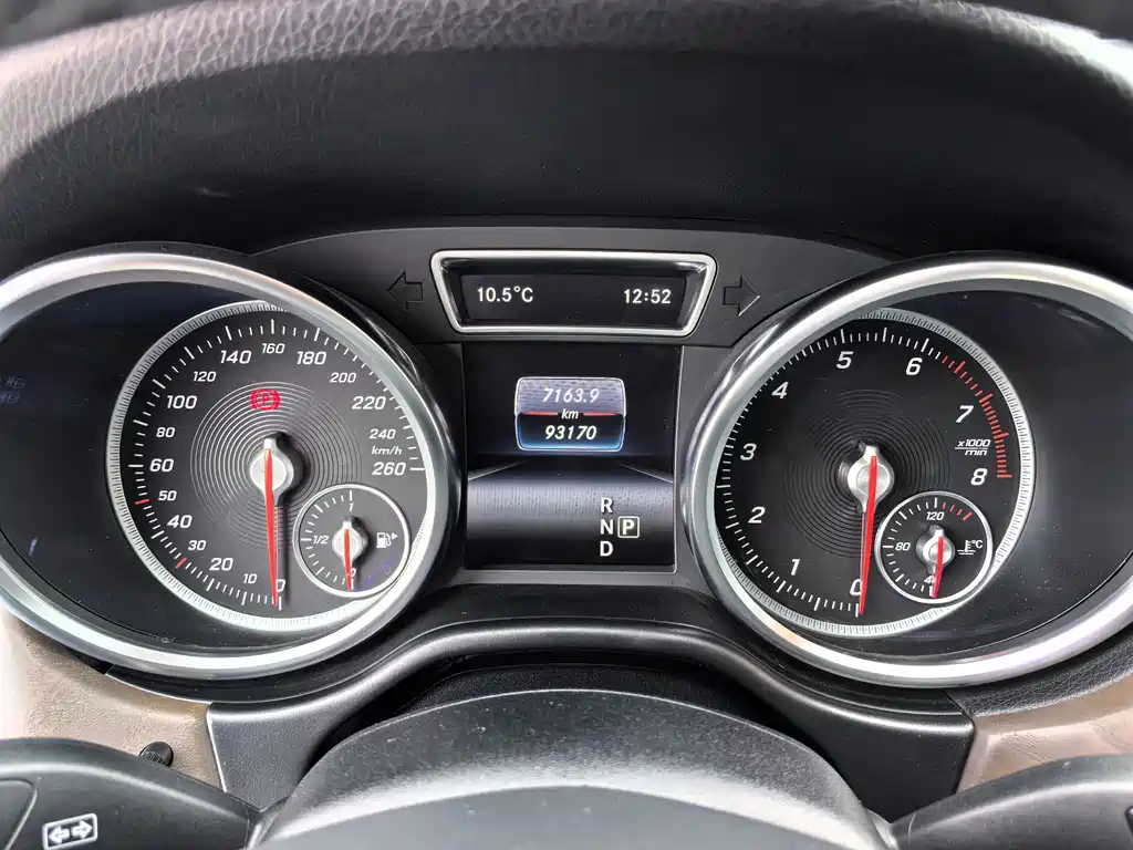 Mercedes-Benz Mercedes-Benz GLE 2017 GLE 320 4MATIC Luxury Model 2017 - thumbnail 10