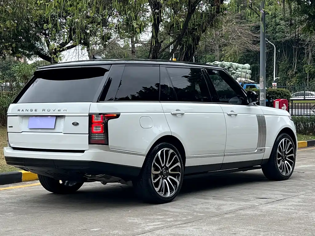 Land Rover Range Rover 2014 3.0 TDV6 Vogue SE Autobiography Long Wheelbase 2018 - thumbnail 5