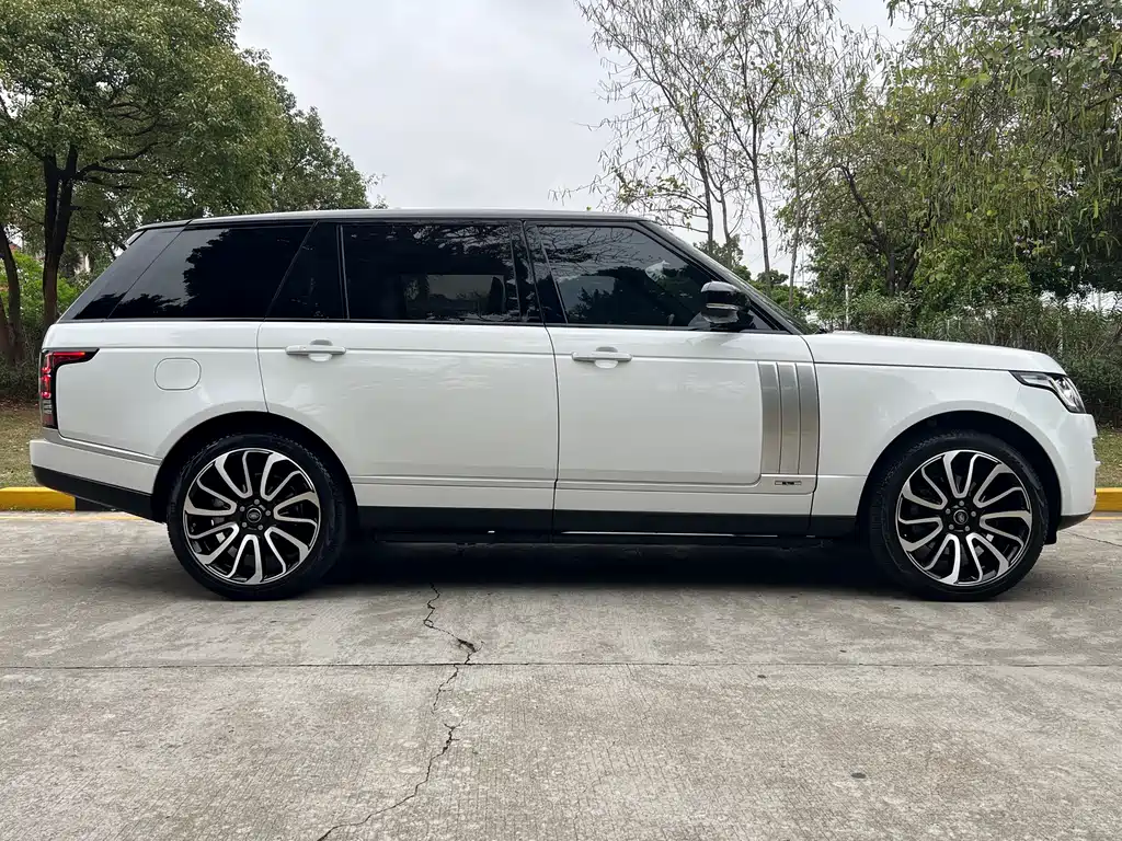 Land Rover Range Rover 2014 3.0 TDV6 Vogue SE Autobiography Long Wheelbase 2018 - thumbnail 6