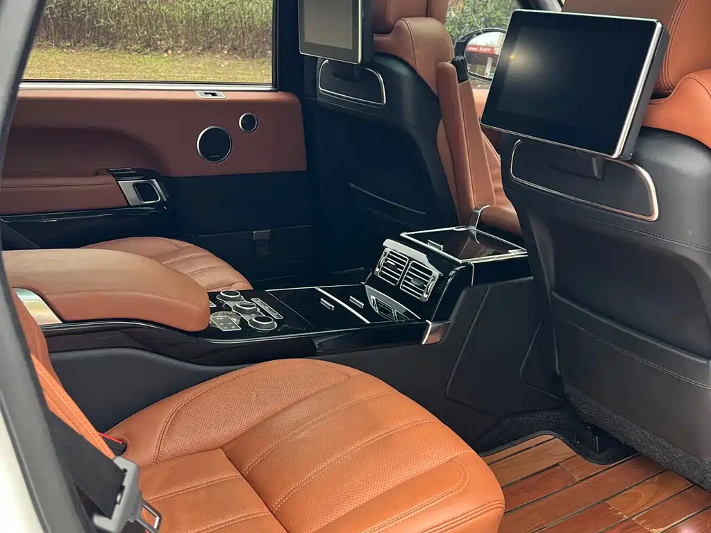 Land Rover Range Rover 2014 3.0 TDV6 Vogue SE Autobiography Long Wheelbase 2018 - thumbnail 16