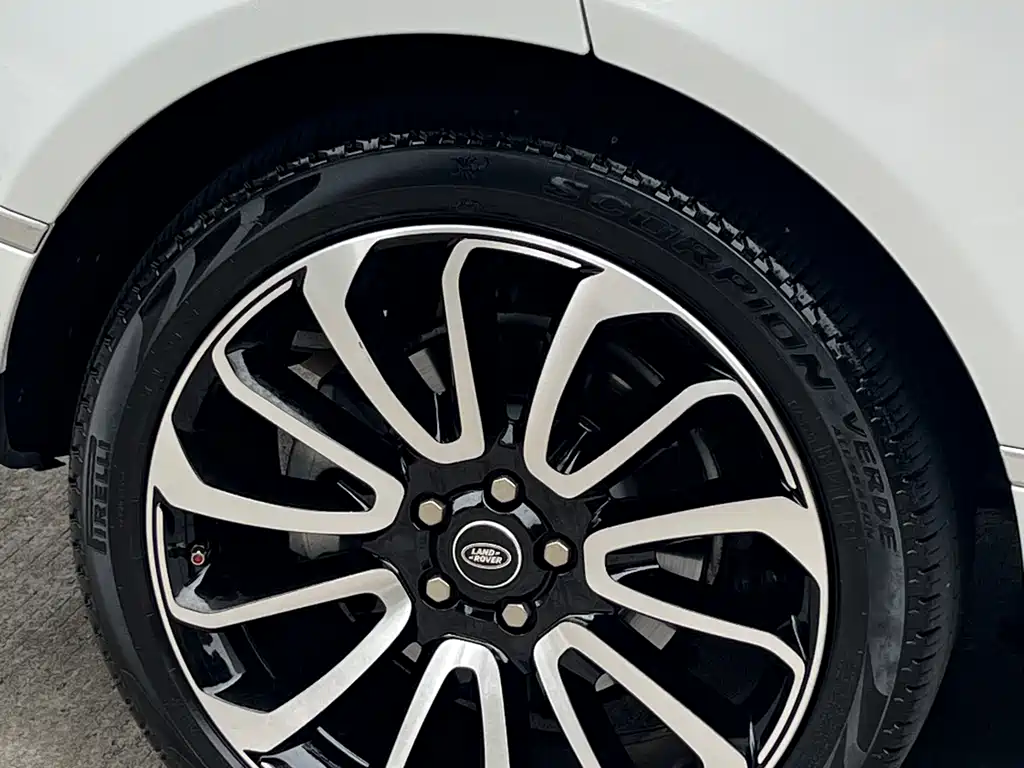 Land Rover Range Rover 2014 3.0 TDV6 Vogue SE Autobiography Long Wheelbase 2018 - thumbnail 20
