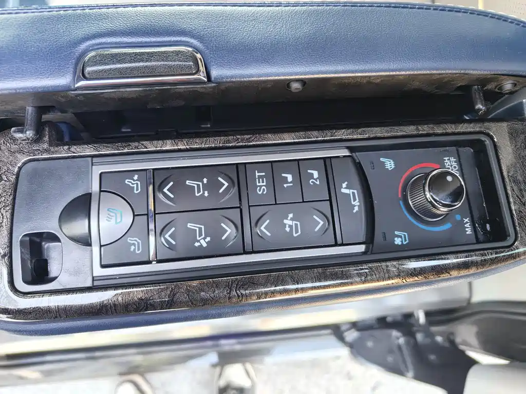Buick Buick GL8 2021 Land Business Class 652T Comfort Edition 2021 - thumbnail 8
