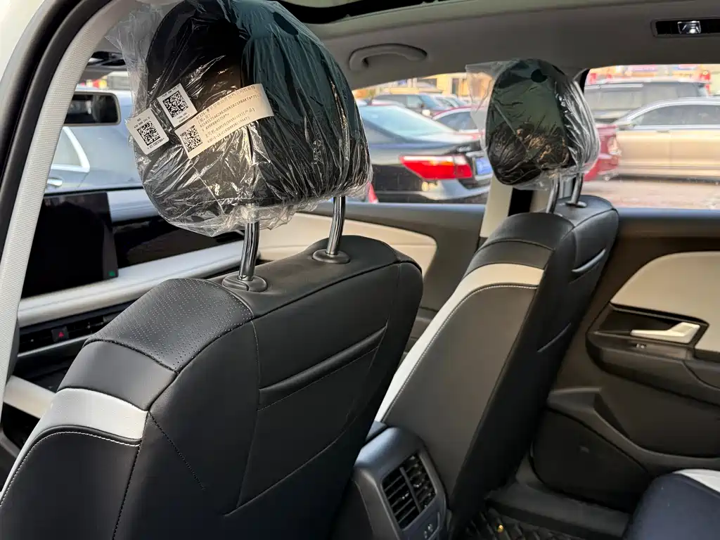 Jetta Jetta VS8 2026 Model 280TSI Automatic Supreme Edition 2026 - thumbnail 11