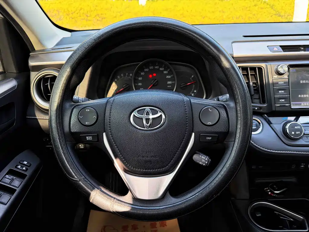 Toyota RAV4 2018 2.0L CVT 2WD Fashion X Edition 2019 - thumbnail 12