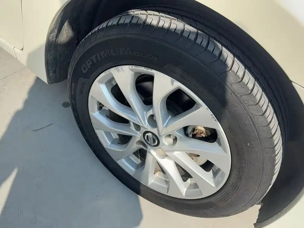 Nissan Nissan Sylphy 2016 1.6XL CVT Luxury Edition 2016 - thumbnail 7