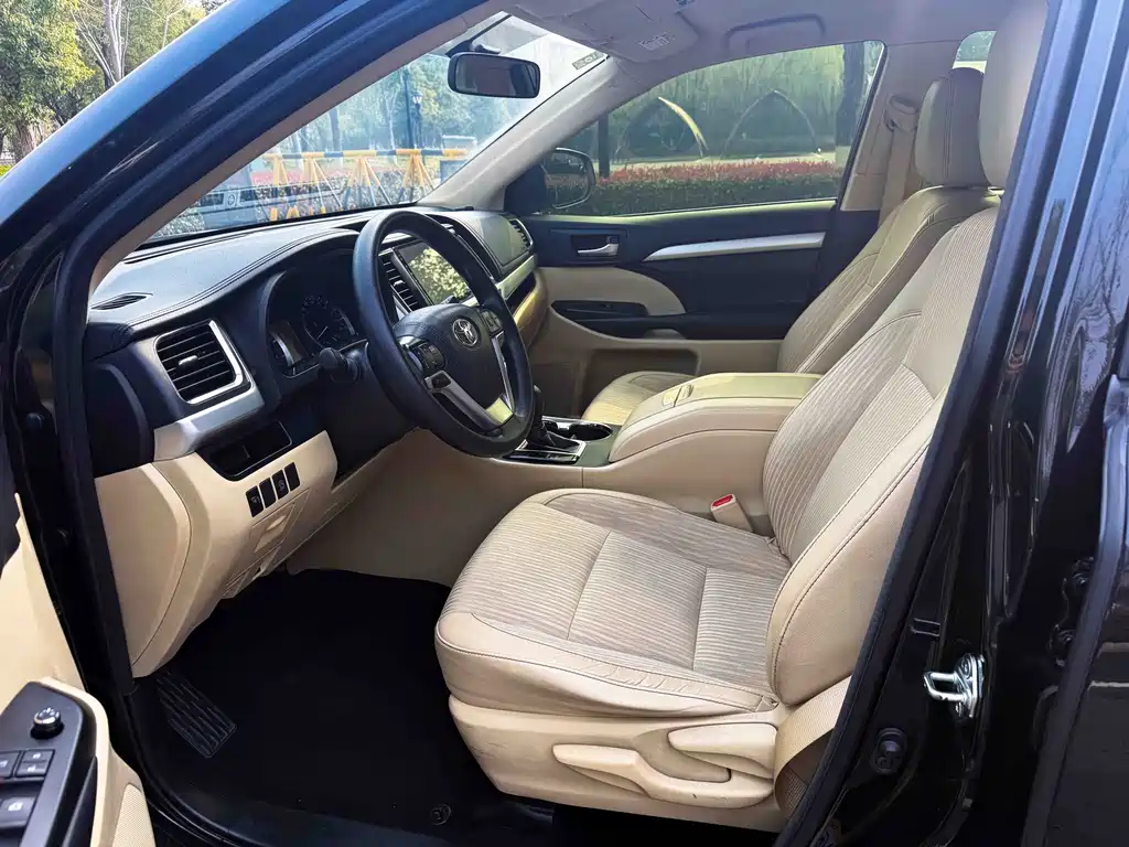 Toyota Toyota Highlander 2018 2.0T AWD Premium Edition 7-seater China V 2019 - thumbnail 9
