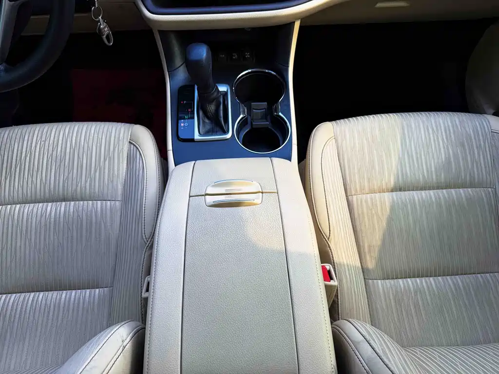 Toyota Toyota Highlander 2018 2.0T AWD Premium Edition 7-seater China V 2019 - thumbnail 13