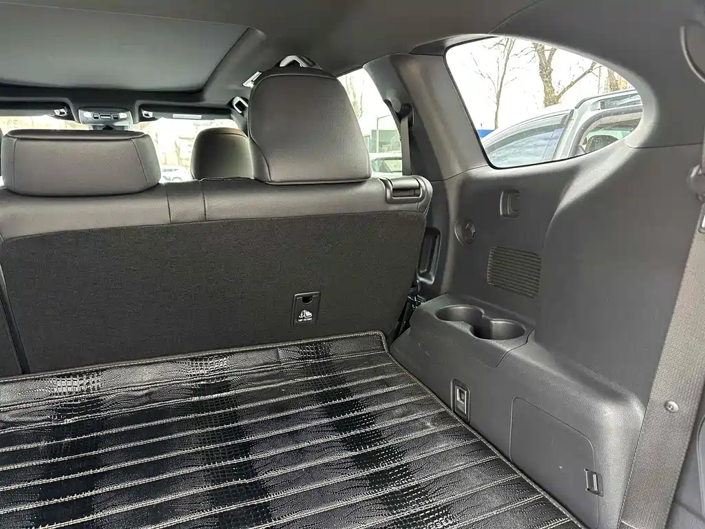 Toyota Crown Kluger 2023 2.5L HEV AWD Premium Edition 2023 - thumbnail 12