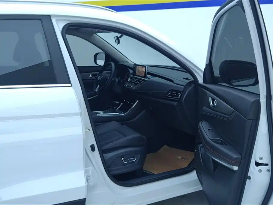Changan Changan CS75 2023 Premium 1.5T DCT 2023 - thumbnail 8