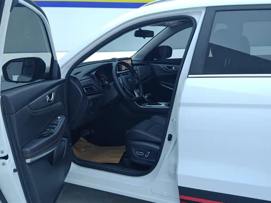 Changan Changan CS75 2023 Premium 1.5T DCT 2023 - thumbnail 9