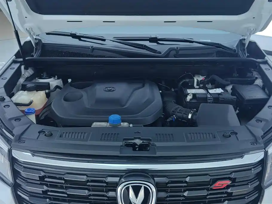 Changan Changan CS75 2023 Premium 1.5T DCT 2023 - thumbnail 10