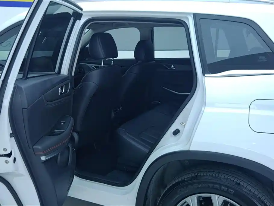 Changan Changan CS75 2023 Premium 1.5T DCT 2023 - thumbnail 11