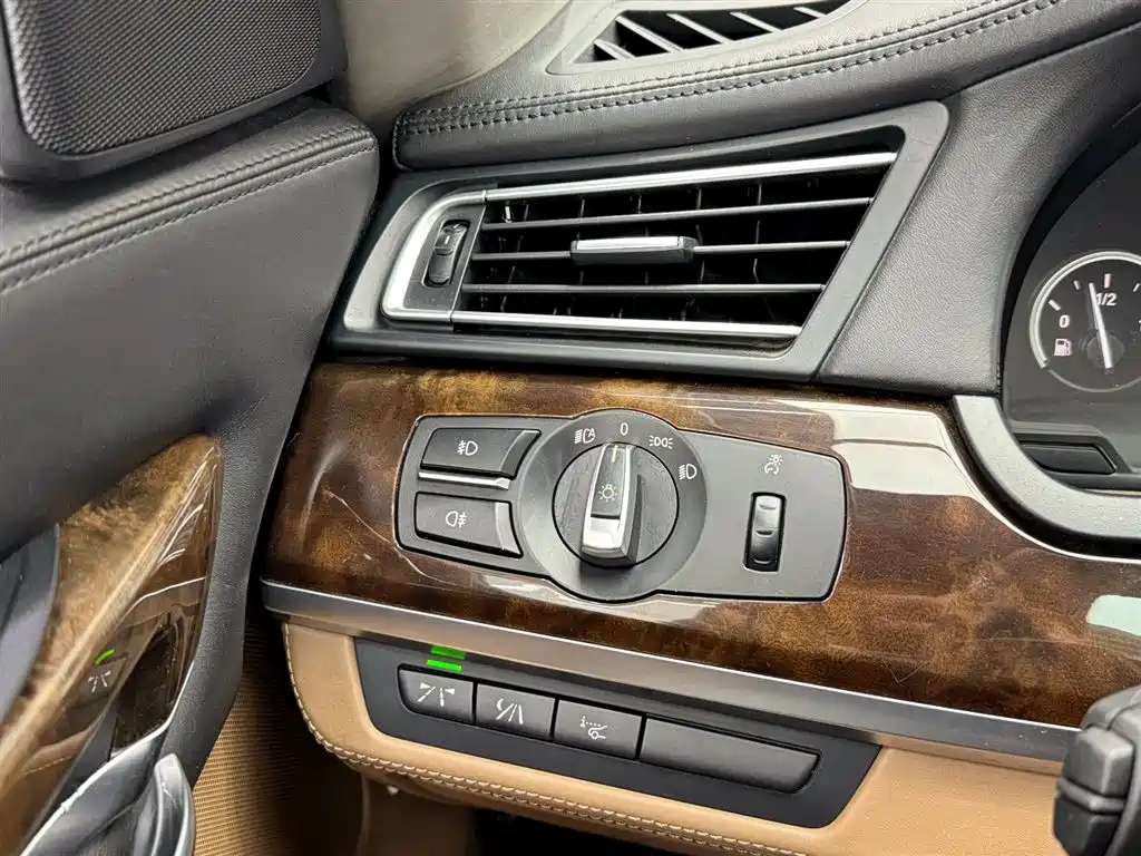 BMW BMW 7 Series 2013 760Li 2012 - thumbnail 20