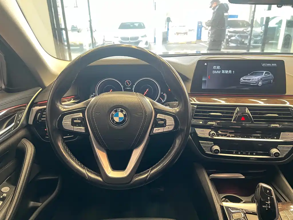 BMW BMW 5 Series 2018 525Li Luxury Package 2018 - thumbnail 11