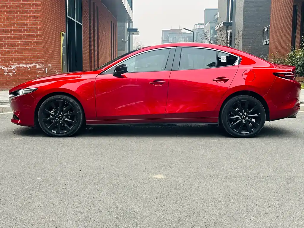 Mazda Mazda 3 Axela 2025 2.0L Automatic Premium Edition 2025 - thumbnail 8