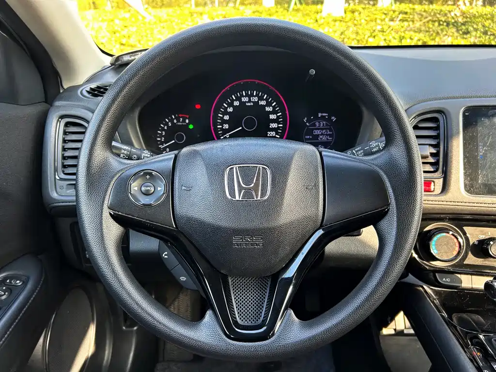 Honda Honda Vezel 2017 1.5L CVT 2WD Comfort Edition 2018 - thumbnail 12