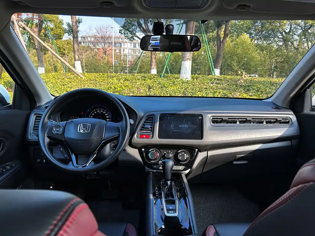 Honda Honda Vezel 2017 1.5L CVT 2WD Comfort Edition 2018 - thumbnail 16
