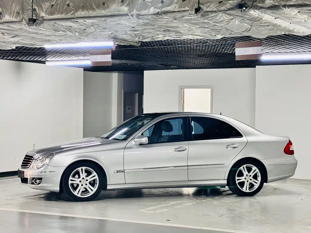 Mercedes-Benz Mercedes-Benz E-Class 2007 E 280 Fashion Edition 2007 - thumbnail 3