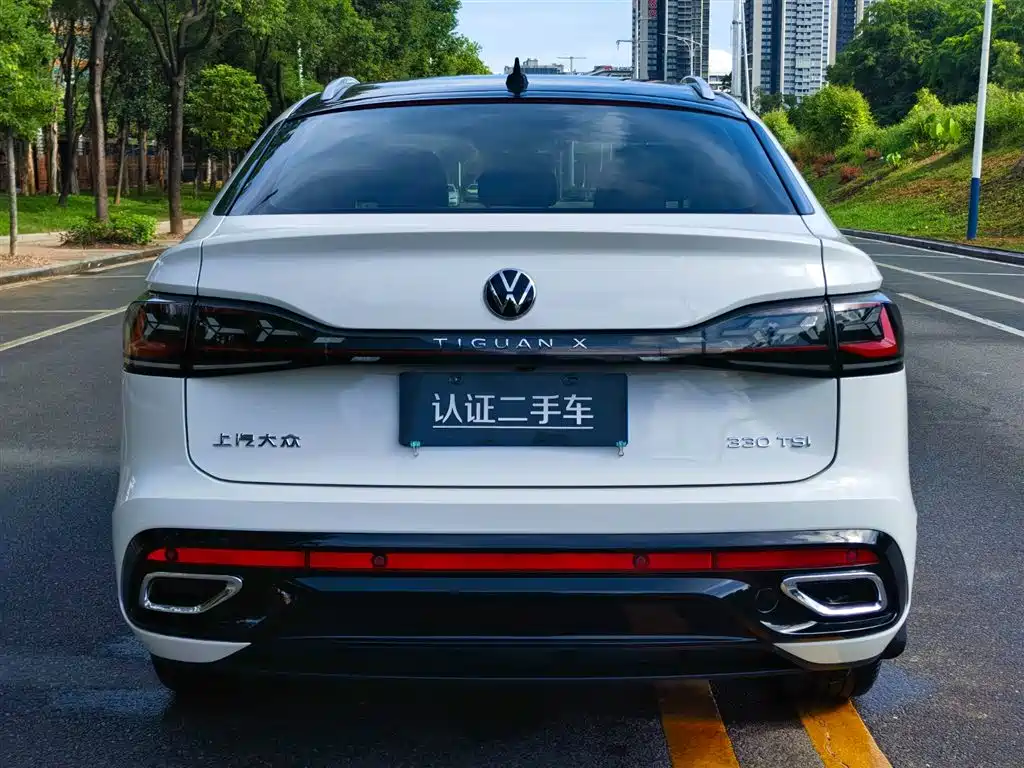Volkswagen Tharu X 2021 330TSI Two-Wheel Drive Flagship Edition 2021 - thumbnail 6