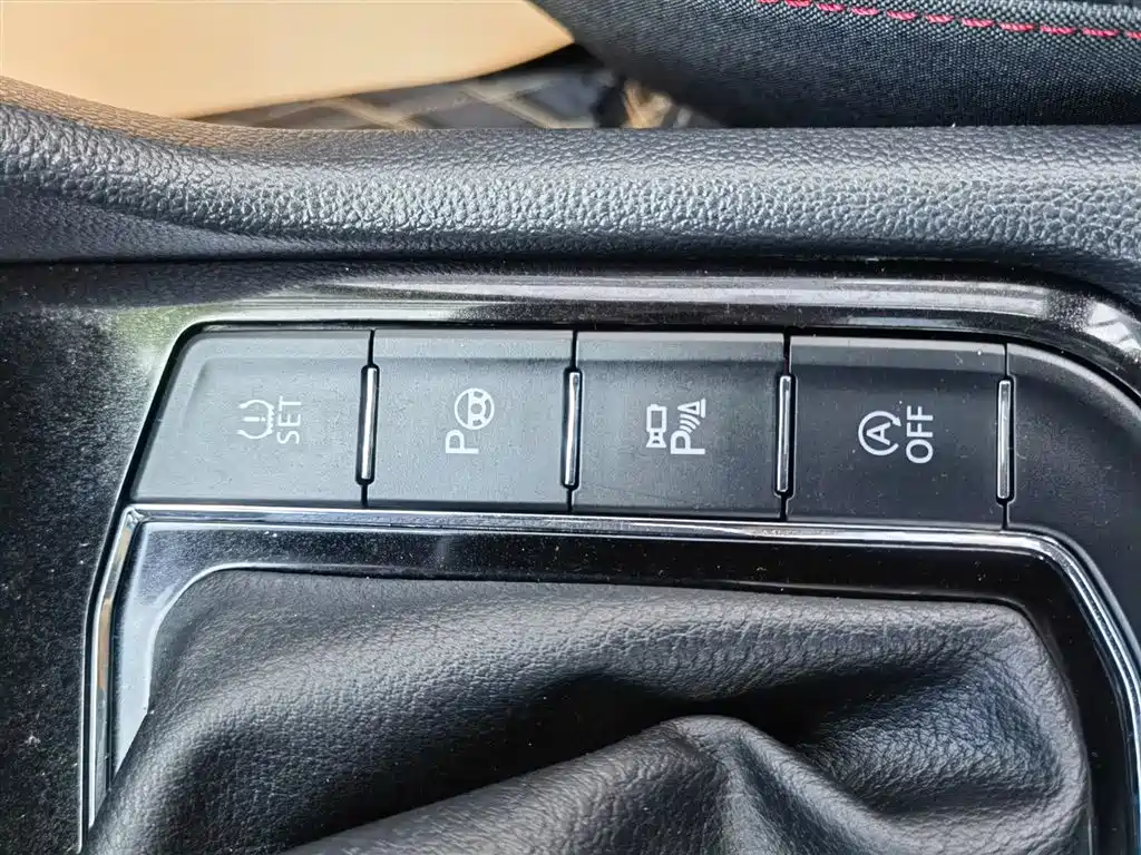 Volkswagen Tharu X 2021 330TSI Two-Wheel Drive Flagship Edition 2021 - thumbnail 22