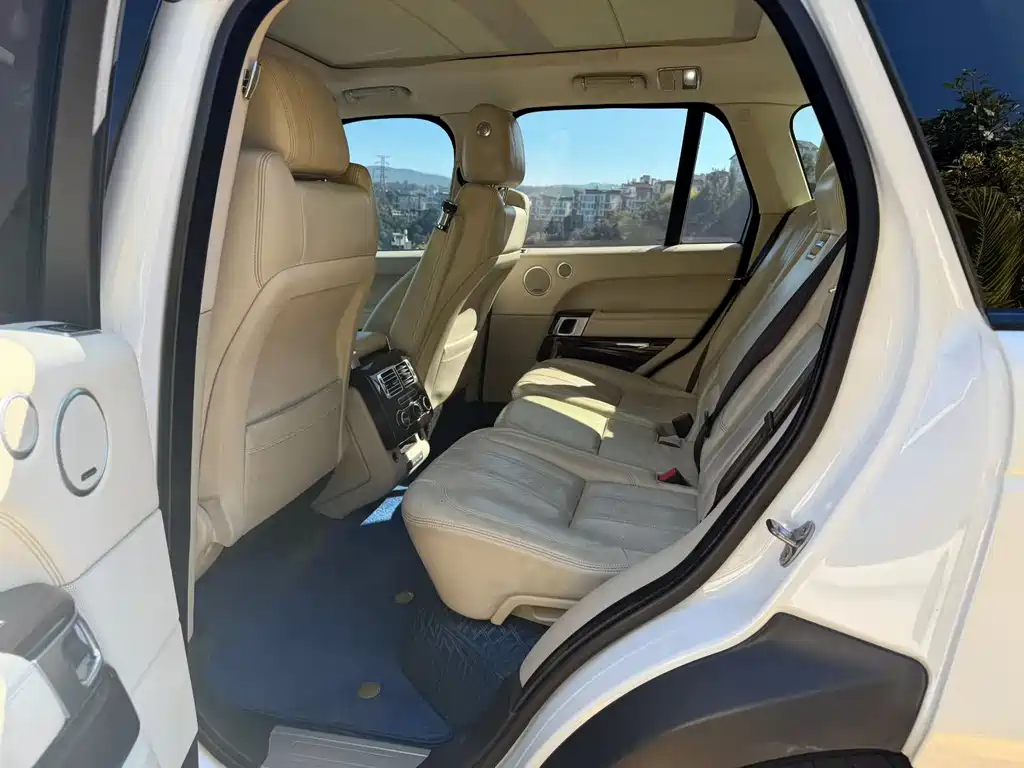 Land Rover Range Rover 2015 3.0 TDV6 Vogue 2015 - thumbnail 5