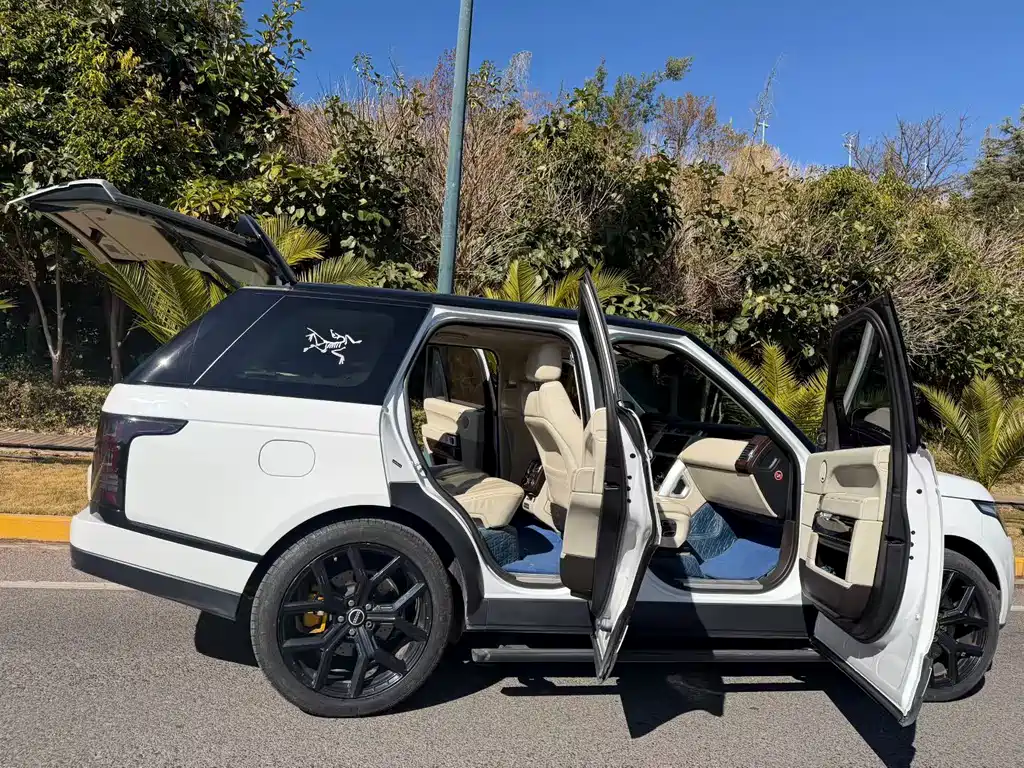 Land Rover Range Rover 2015 3.0 TDV6 Vogue 2015 - thumbnail 8