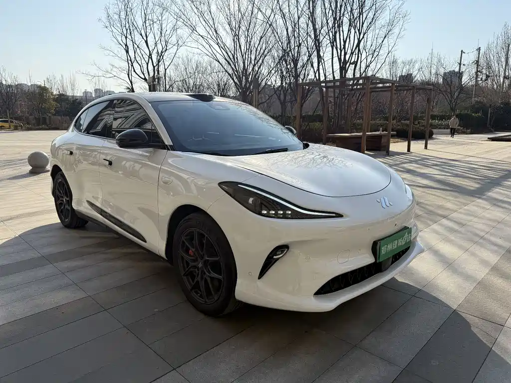 IM Motors Zhiji LS6 2025 Lizard Intelligent Driving Edition 2024 - thumbnail 3
