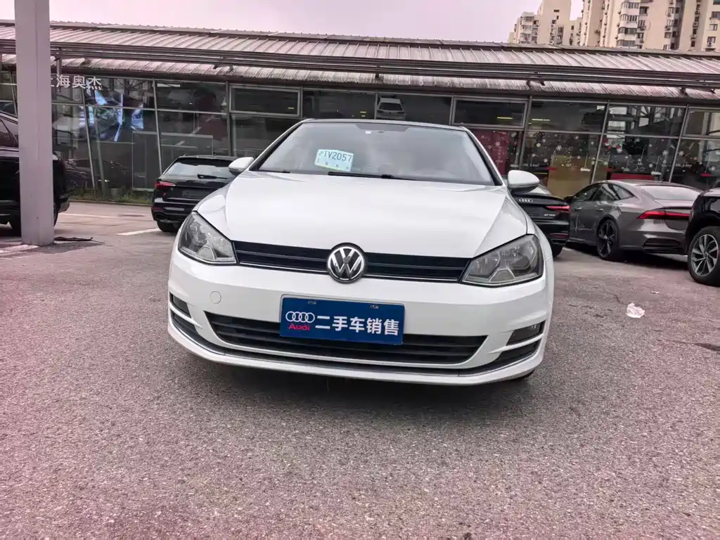 Volkswagen Volkswagen Golf 2015 1.6L Automatic Comfort Model 2015 - thumbnail 2